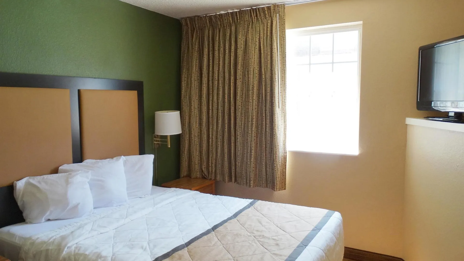 Extended Stay America Suites - Louisville - Alliant Avenue 2*,  United States