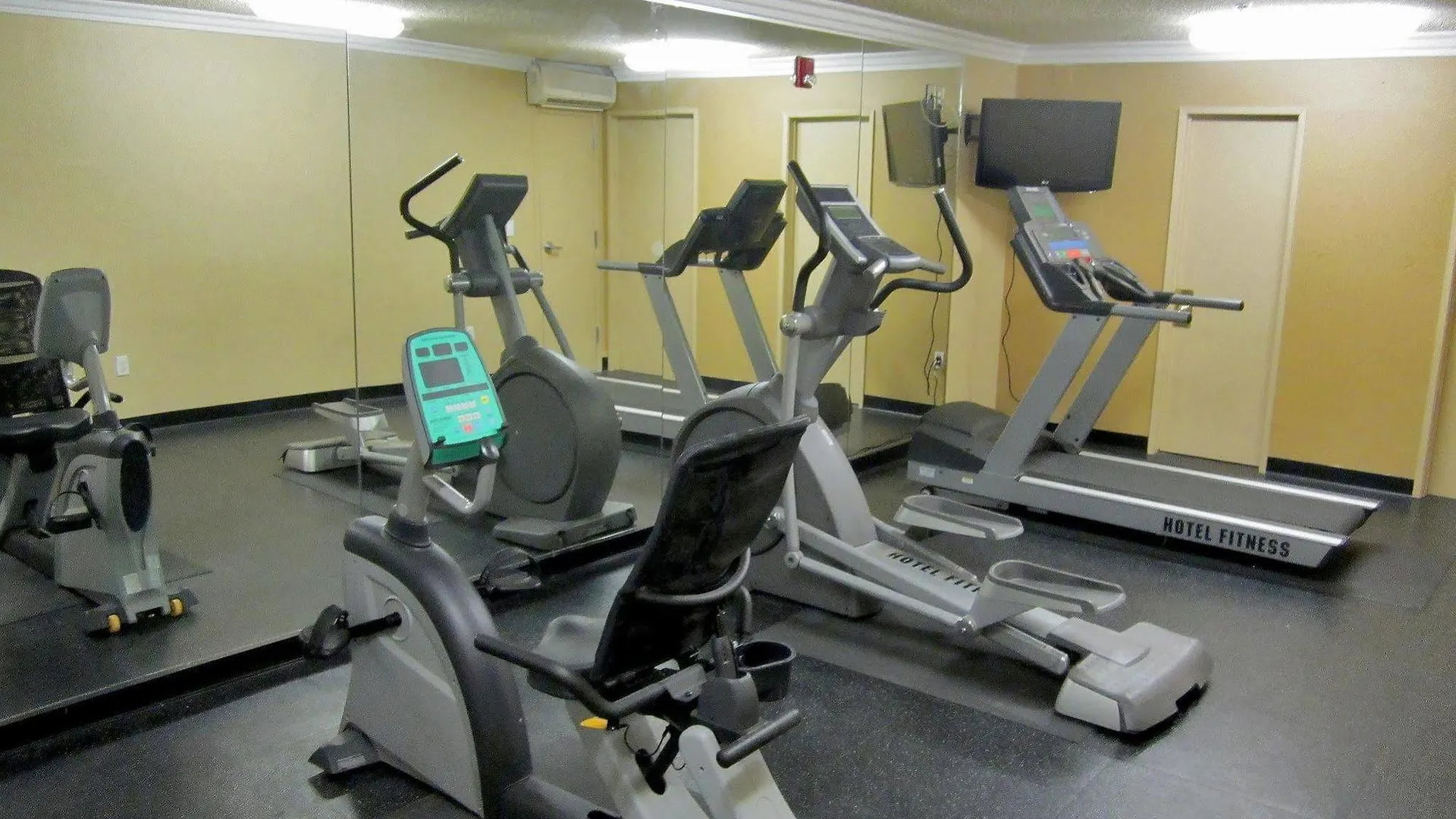 Extended Stay America Suites - Louisville - Alliant Avenue Hotel