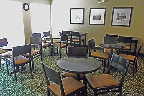 Extended Stay America Suites - Louisville - Alliant Avenue Hotel