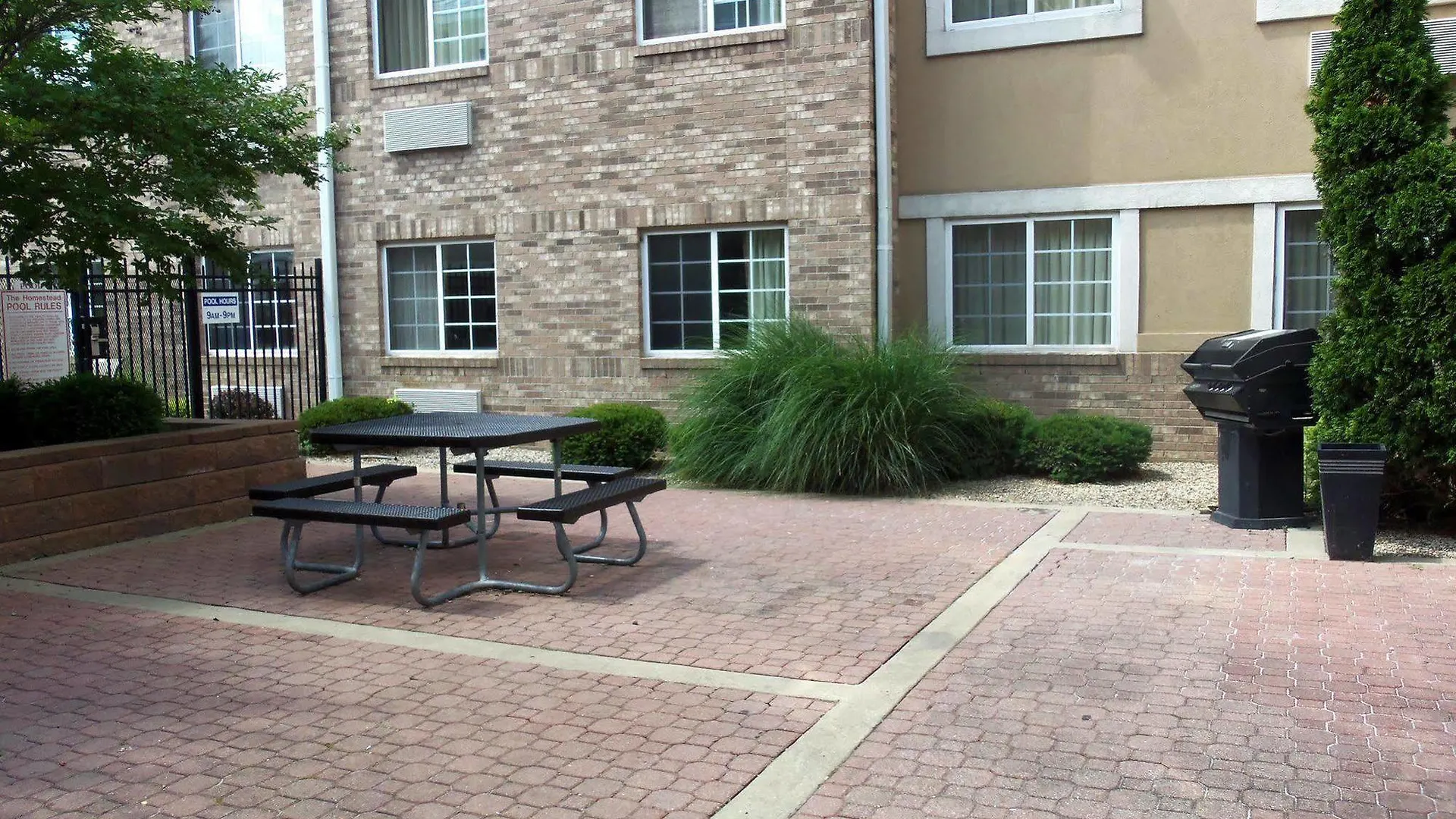 Extended Stay America Suites - Louisville - Alliant Avenue